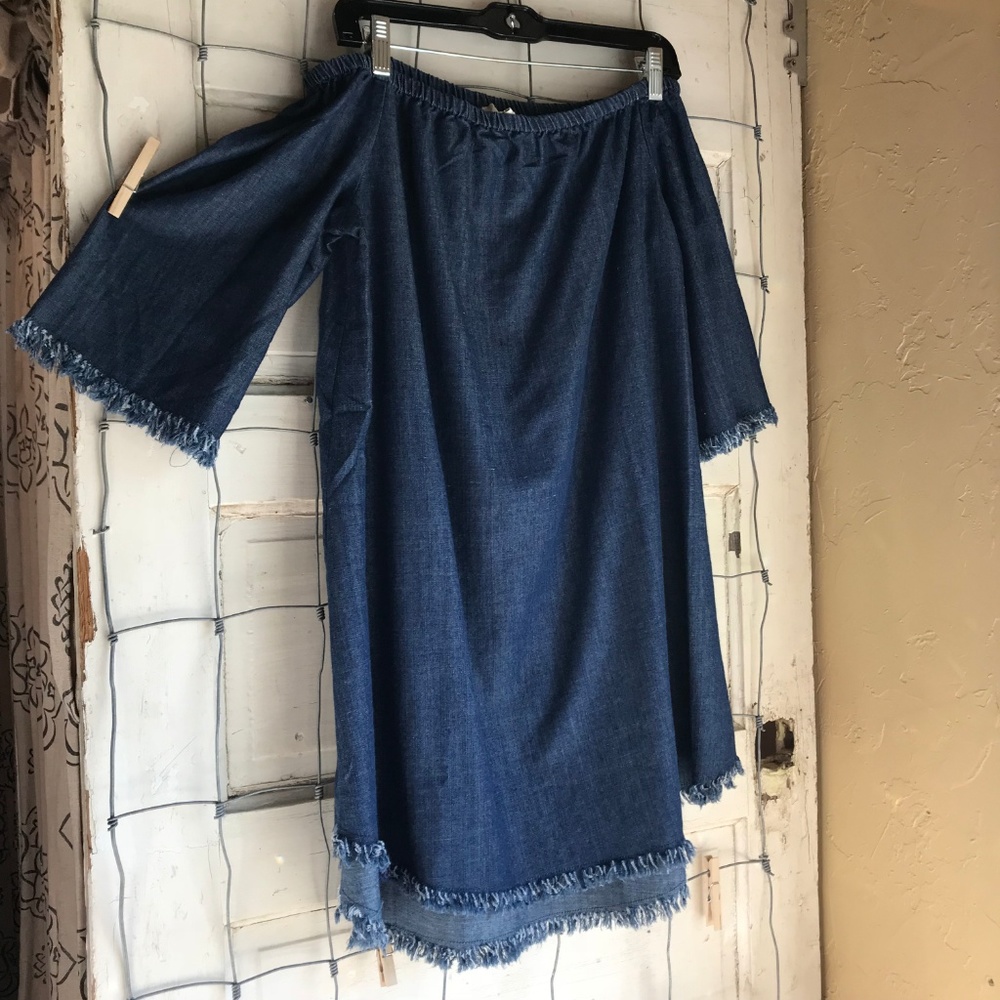 NWT Umgee Denim Frayed Hem Off Shoulder Dress - Picture 2 of 6